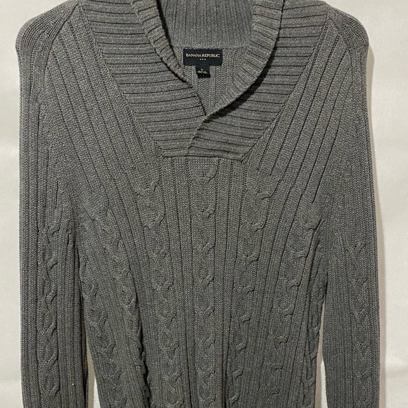 Banana Republic grey sweater size medium - Picture 1 of 5